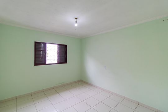 Suíte de casa para alugar com 3 quartos, 120m² em Jardim Ipaussurama, Campinas