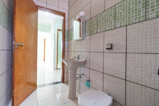 Banheiro de casa para alugar com 3 quartos, 120m² em Jardim Ipaussurama, Campinas