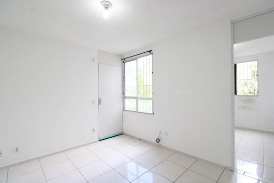Sala de apartamento à venda com 2 quartos, 45m² em Jacarepaguá, Rio de Janeiro