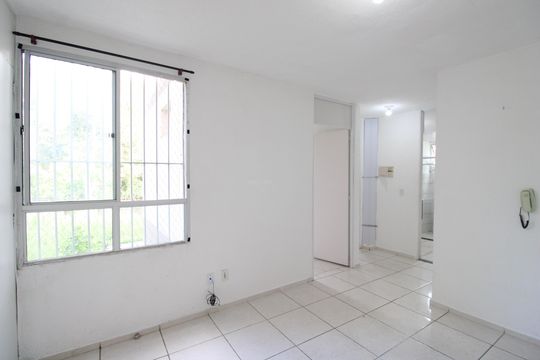 Sala de apartamento à venda com 2 quartos, 45m² em Jacarepaguá, Rio de Janeiro