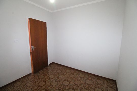 Quarto 1 de casa para alugar com 3 quartos, 100m² em Bosque dos Eucaliptos, São José dos Campos