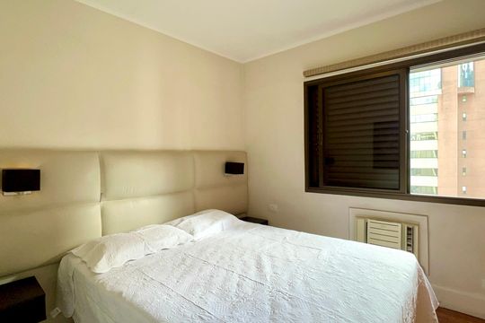 Quarto 2 de apartamento para alugar com 2 quartos, 60m² em Cerqueira César, São Paulo