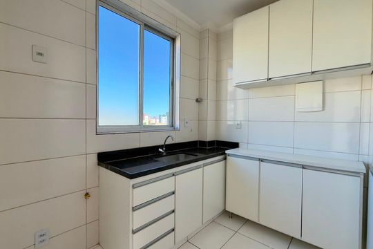 Cozinha de apartamento à venda com 2 quartos, 115m² em Barreiro, Belo Horizonte
