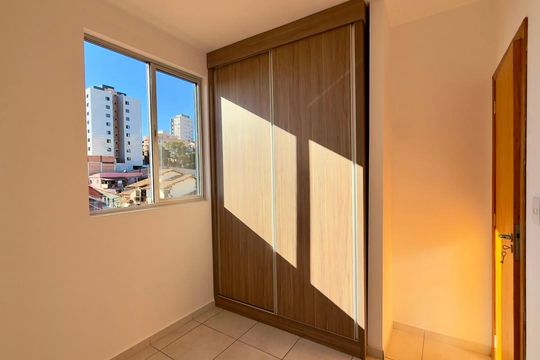 Quarto 2 de apartamento à venda com 2 quartos, 115m² em Barreiro, Belo Horizonte