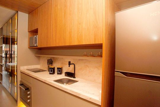 Cozinha de kitnet/studio para alugar com 1 quarto, 31m² em Cidade Baixa, Porto Alegre
