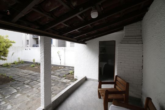Pia do quintal de casa à venda com 3 quartos, 180m² em Tanque, Rio de Janeiro
