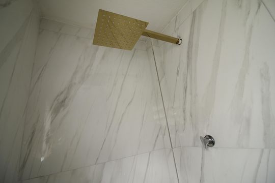 Banheiro de serviço de casa à venda com 3 quartos, 180m² em Tanque, Rio de Janeiro