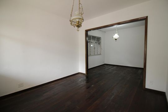 Sala de casa para alugar com 3 quartos, 180m² em Tanque, Rio de Janeiro