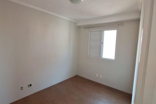 Quarto de apartamento à venda com 2 quartos, 42m² em Vila Talarico, São Paulo