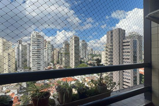 Varanda de apartamento para alugar com 1 quarto, 45m² em Pinheiros, São Paulo