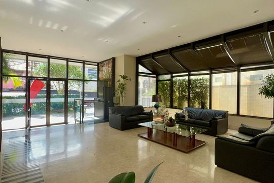 Hall de entrada de apartamento para alugar com 1 quarto, 45m² em Pinheiros, São Paulo