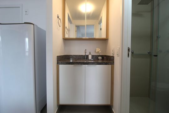 Banheiro de apartamento para alugar com 1 quarto, 30m² em Moema, São Paulo
