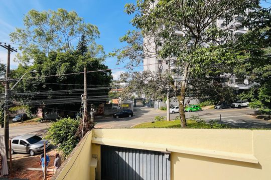 Casa à venda com 4 quartos, 303m² em Nova Campinas, Campinas