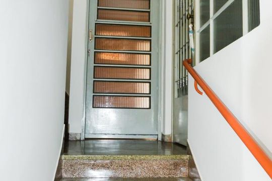 Entrada Social  de casa para alugar com 1 quarto, 60m² em Vila Rosália, Guarulhos