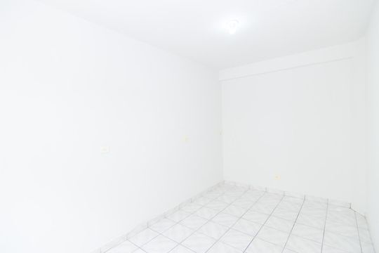 Quarto  de casa para alugar com 1 quarto, 60m² em Vila Rosália, Guarulhos