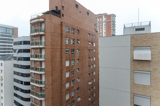Vista de apartamento à venda com 3 quartos, 200m² em Perdizes, São Paulo