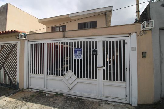 Fachada de casa à venda com 2 quartos, 115m² em Vila Constancia, São Paulo