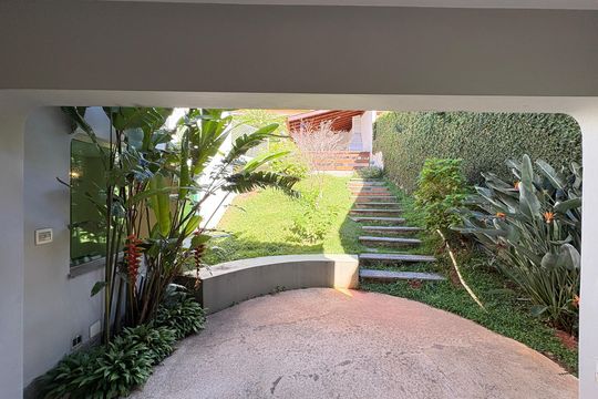 Vista da Sala de Estar de casa à venda com 5 quartos, 341m² em City América, São Paulo