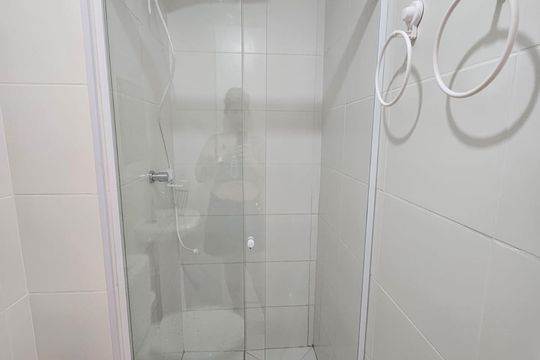 Banheiro de apartamento à venda com 2 quartos, 34m² em Bom Retiro, São Paulo