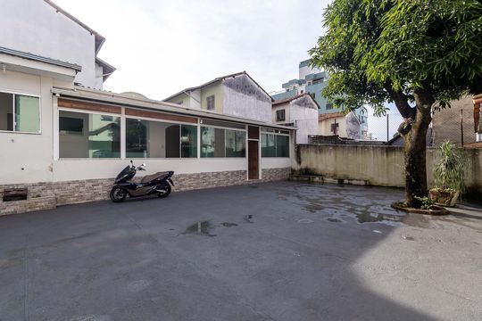 Casa 2 de casa à venda com 5 quartos, 420m² em Santa  Mônica, Belo Horizonte