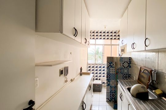 Cozinha  de apartamento à venda com 2 quartos, 43m² em Jardim Belem, São Paulo