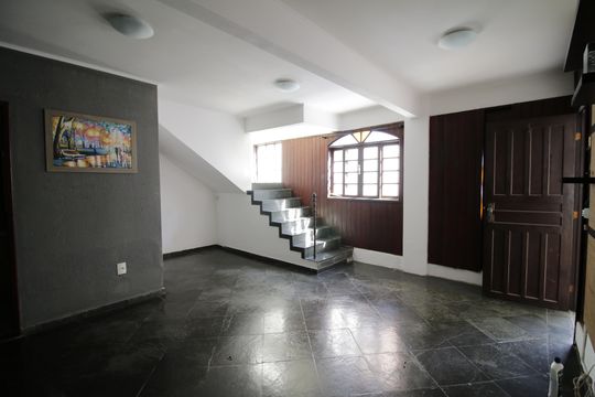 Sala de casa de condomínio à venda com 3 quartos, 92m² em Jacarepaguá, Rio de Janeiro