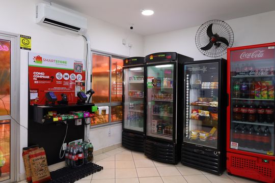 Área comum - Mercado de apartamento para alugar com 2 quartos, 48m² em Cidade Líder, São Paulo