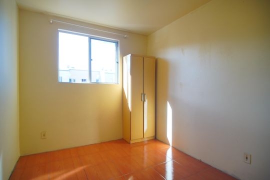 Quarto 1 de apartamento para alugar com 2 quartos, 45m² em Duque de Caxias, São Leopoldo