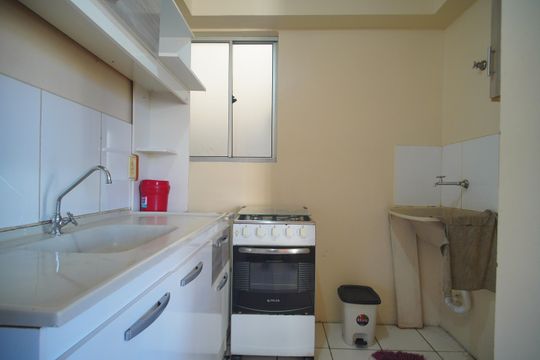 Cozinha de apartamento para alugar com 2 quartos, 45m² em Duque de Caxias, São Leopoldo