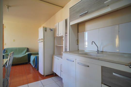 Cozinha de apartamento para alugar com 2 quartos, 45m² em Duque de Caxias, São Leopoldo