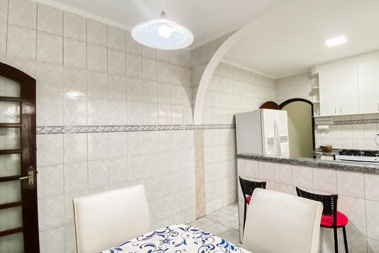 Cozinha  de casa à venda com 3 quartos, 145m² em Vila Sao Francisco, São Paulo
