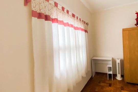 Quarto 3 de casa à venda com 3 quartos, 145m² em Vila Sao Francisco, São Paulo