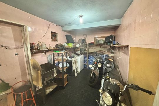 Garagem de casa para alugar com 3 quartos, 125m² em Jardim Maria Estela, São Paulo
