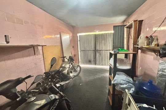 Garagem de casa para alugar com 3 quartos, 125m² em Jardim Maria Estela, São Paulo
