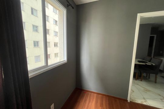 Quarto 2 de apartamento para alugar com 2 quartos, 41m² em Vila Diva, São Paulo