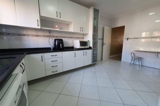Casa à venda com 3 quartos, 206m² em Vila Morse, São Paulo