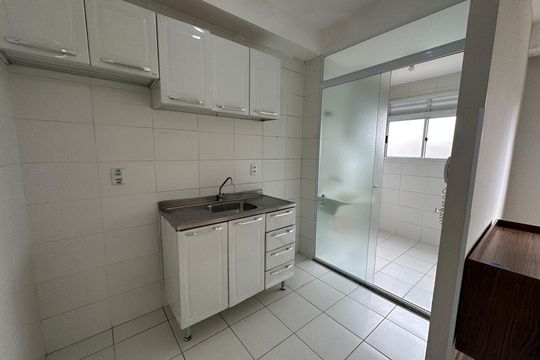 Cozinha de apartamento para alugar com 2 quartos, 51m² em Centro, Barueri