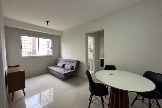 Apartamento para alugar com 2 quartos, 51m² em Centro, Barueri