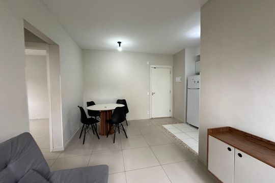 Sala de apartamento para alugar com 2 quartos, 51m² em Centro, Barueri
