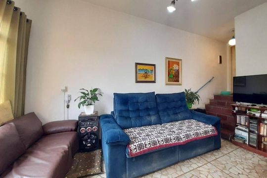 Casa à venda com 3 quartos, 130m² em Vila Indiana, São Paulo