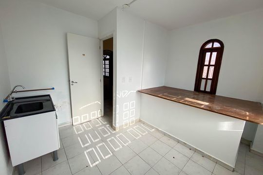 Edícula  de casa à venda com 2 quartos, 158m² em Vila Nova Alba, São Paulo
