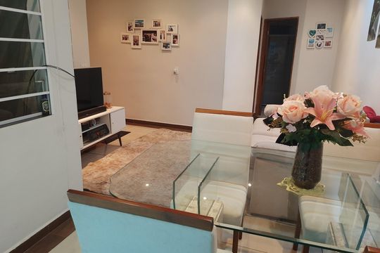 Sala de casa à venda com 6 quartos, 220m² em Americanópolis, São Paulo