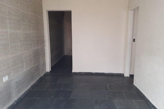 Área externa de casa à venda com 6 quartos, 220m² em Americanópolis, São Paulo