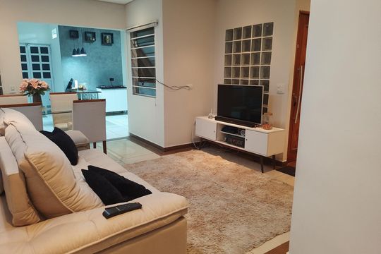 Casa à venda com 6 quartos, 220m² em Americanópolis, São Paulo