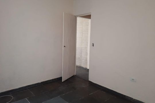 Quarto de casa à venda com 6 quartos, 220m² em Americanópolis, São Paulo