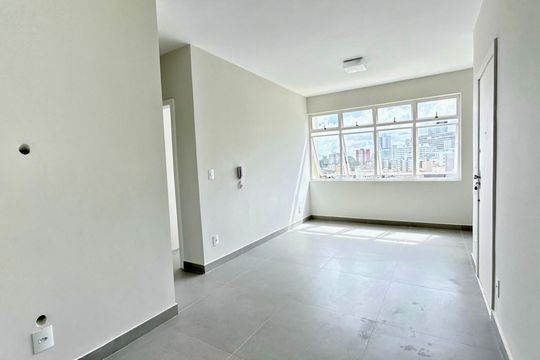Apartamento à venda com 2 quartos, 60m² em Anchieta, Belo Horizonte