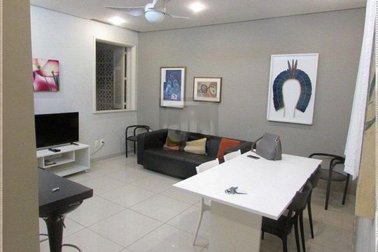 Apartamento à venda com 3 quartos, 76m² em Copacabana, Rio de Janeiro