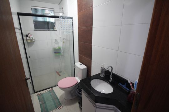 Banheiro de apartamento à venda com 2 quartos, 109m² em Eldorado, Contagem