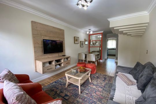 Casa para alugar com 2 quartos, 116m² em Jardim Peri Peri, São Paulo