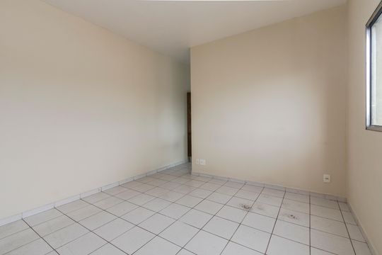 Sala de apartamento para alugar com 1 quarto, 60m² em Jardim Casablanca, São Paulo